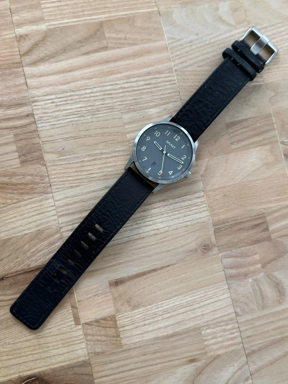 MVMT by Movado Field Watch Gray Dial Leather Strap Date New Crystal and Battery